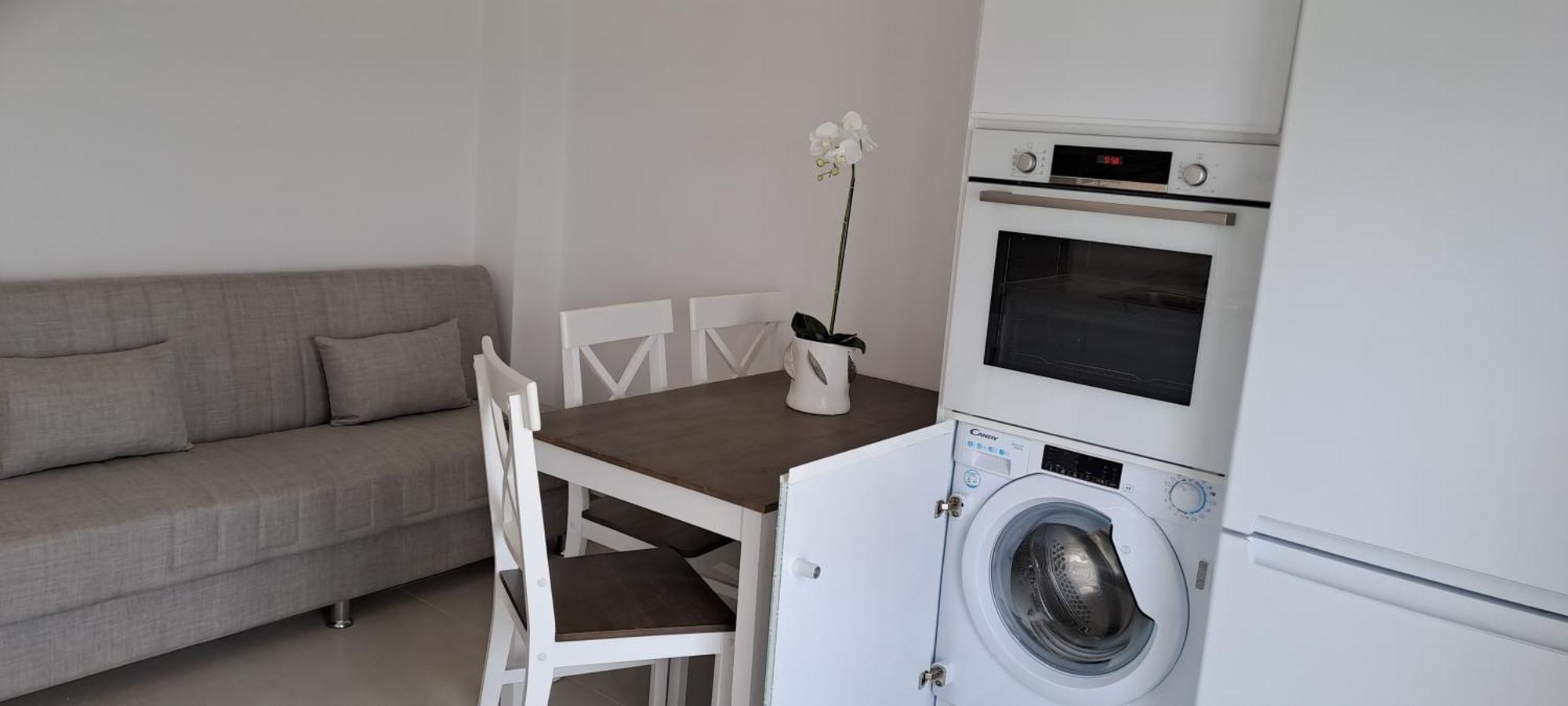 Dinas Inn Píszo Livádi Kültér fotó