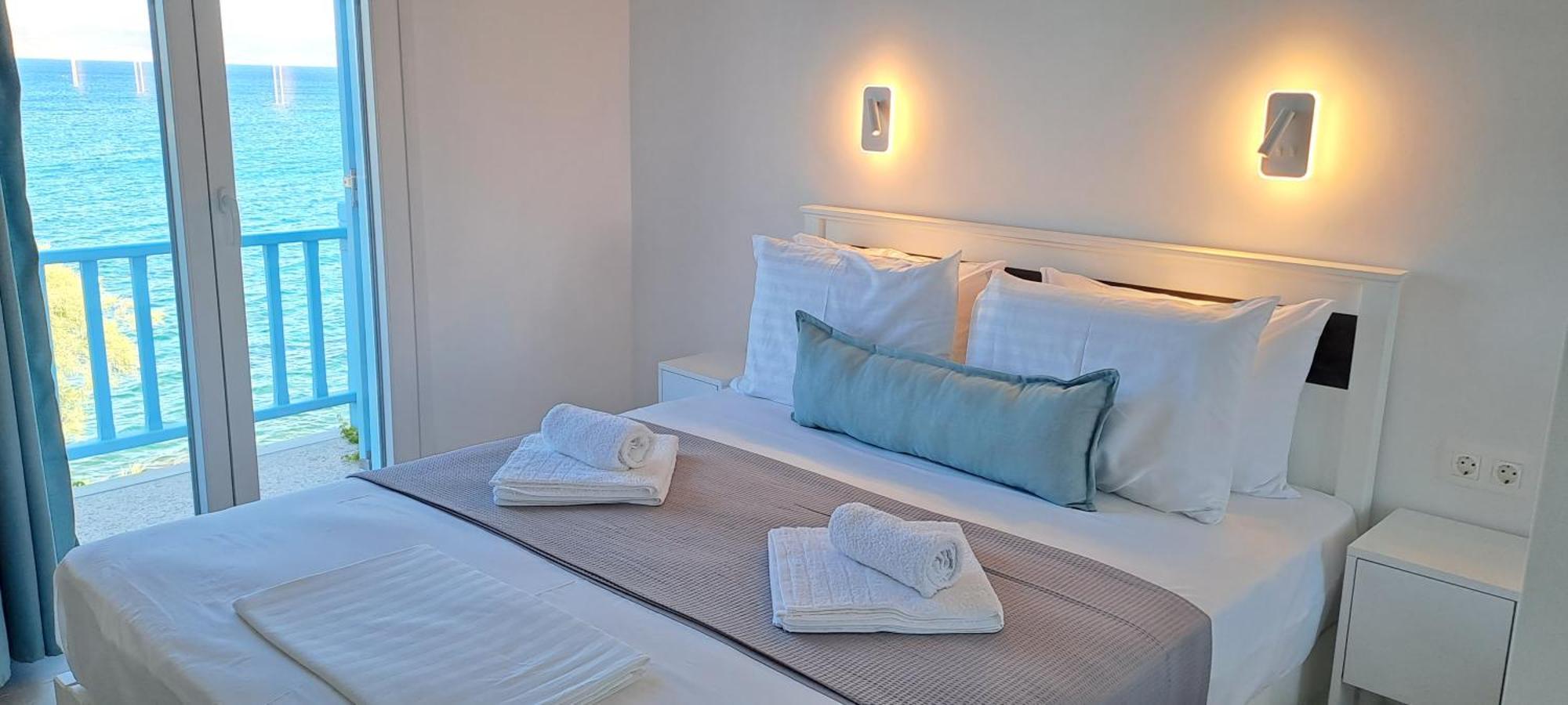 Dinas Inn Píszo Livádi Kültér fotó